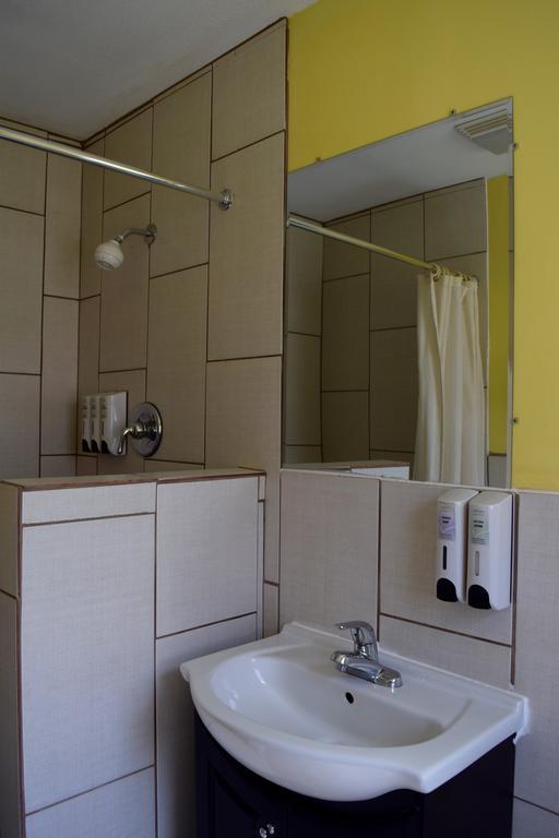 Snelling Motor Inn Mendota Экстерьер фото